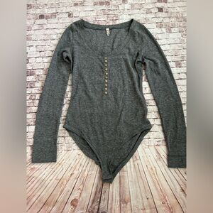 Anthropologie Heather Grey Button Up Long Sleeve Body Suit Size M
